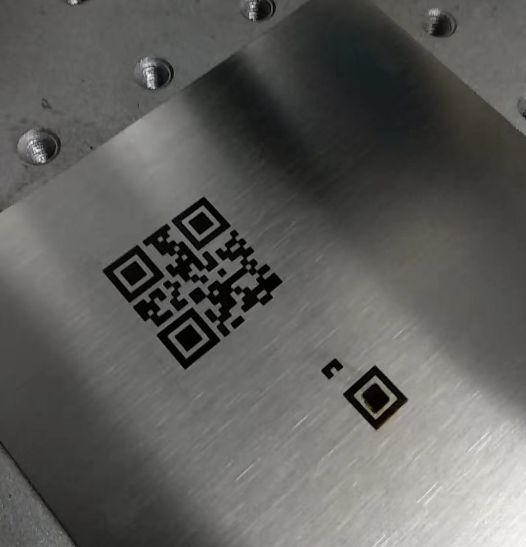 激光打標(biāo)機(jī)打黑不打深的參數(shù)怎么調(diào)？
